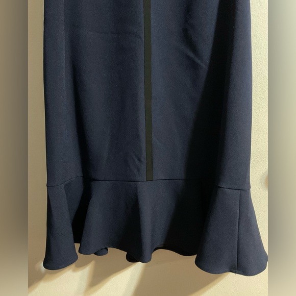 Karl Lagerfeld Women’s size 8 Dress. - Picture 3 of 5